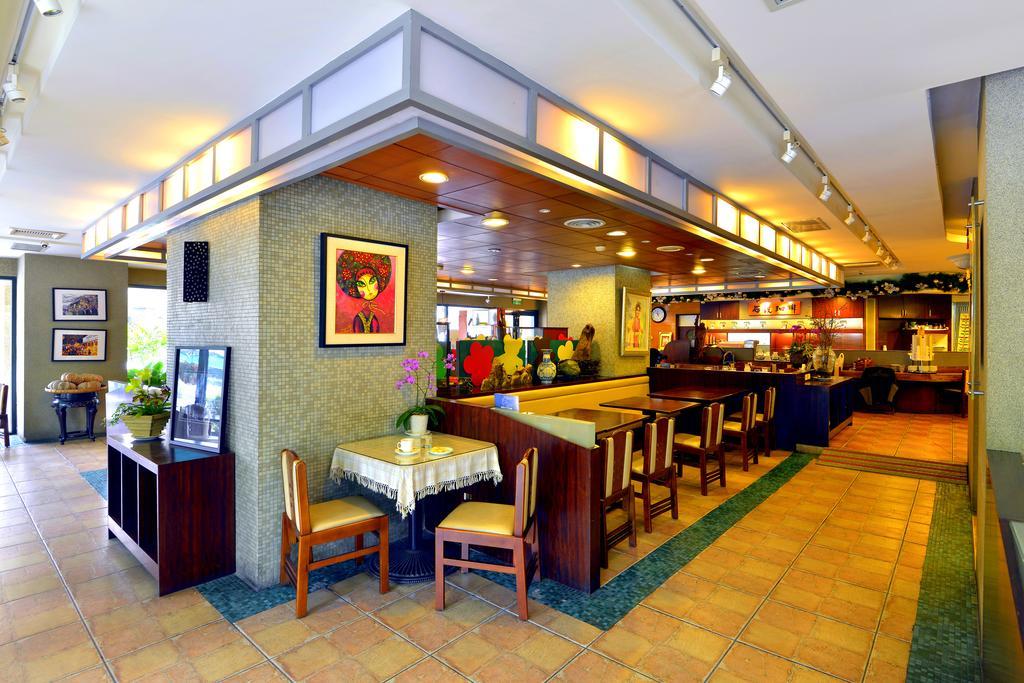 Apollo Hotel Пули Экстерьер фото